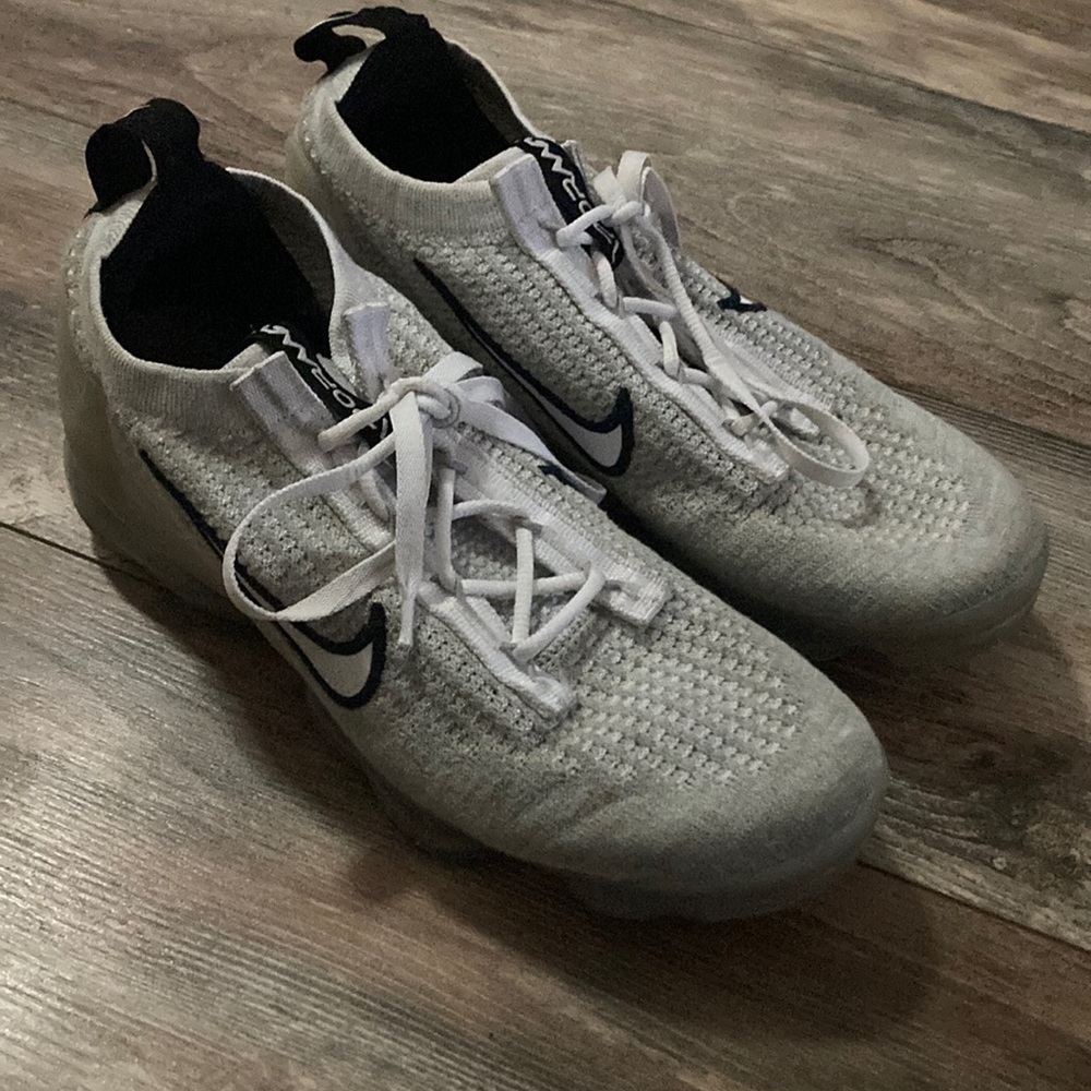 Nike Vapormax 2021 7Y/8.5W Shoes